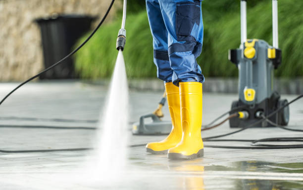 Best Garage Pressure Washing  in Rowland Heights, CA